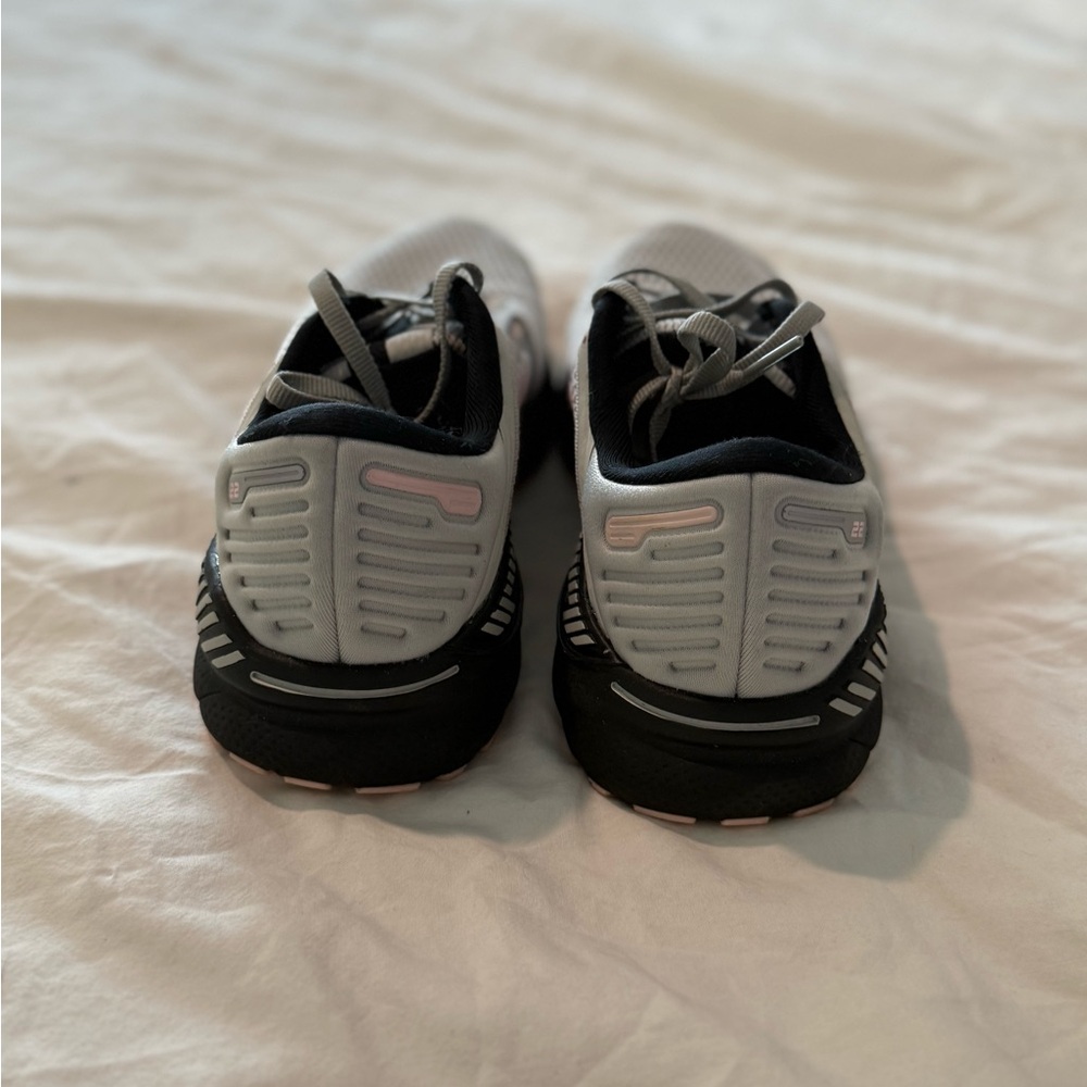 Brooks Gray Adrenaline WIDE - Picture 4 of 8